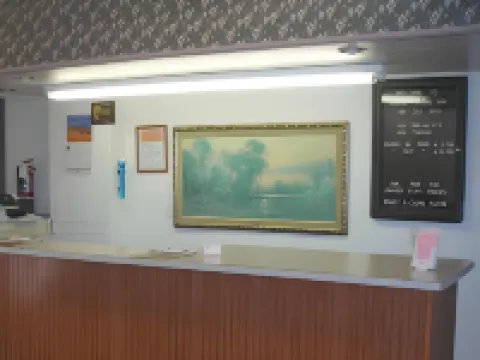 Budget Lodge Inn - Abilene Hotels in Dickinson County