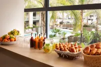 Riviera Marriott Hotel la Porte de Monaco Hotels in Cap-dAil