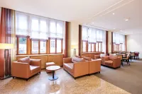 เซนทรัล ซิตี้ โรงแรม โรชาท