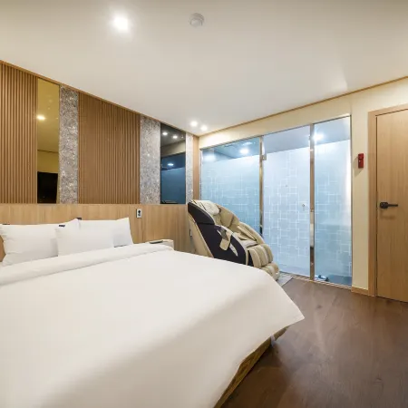 Seosan Heo & Jang Hanok Hotel Lake Park
