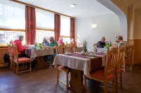 Hotel Schlossblick - breakfast