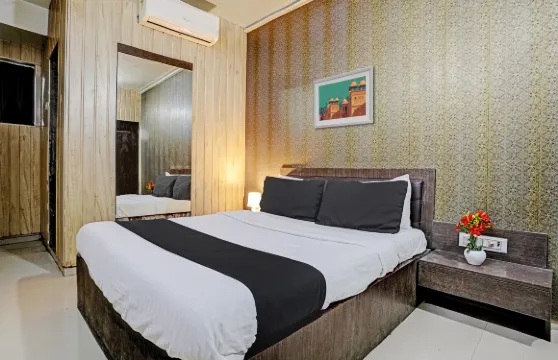 OYO 10650 蓮花住宅酒店