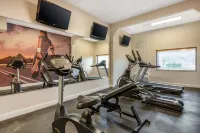 Clarion Pointe Louisville East - gimnasio