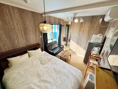 Shiawaseninaru Kourijima No Yado Hotels near Kouri Beach