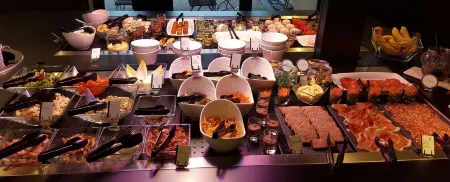 Campanile Aurillac Отели в г. Сент-Этьен-де-Карла