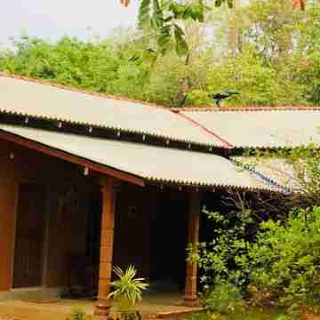 Jaye Eco Lodge Hotel Exterior