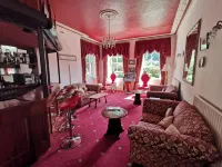 Wentworth House - Free Parking Hotels in Tunley