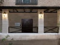 Hamovniki Mini-Hotel Hotel dekat Frunzenskaya