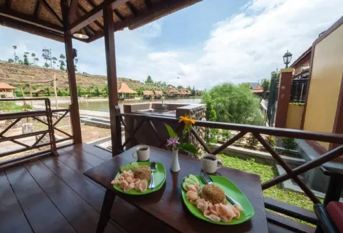 Puri Sakanti Nature Family Resort - parking