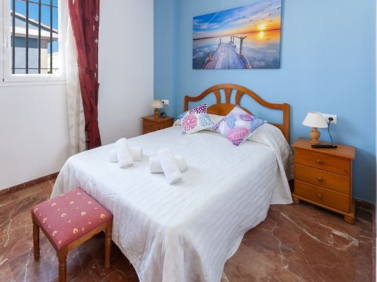 Golden in Gandia With 3 Bedrooms and 3 Bathrooms