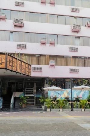 Socialtel Posada Miraflores Отели в г. Мирафлорес