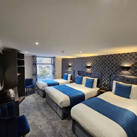 Mentone Hotel