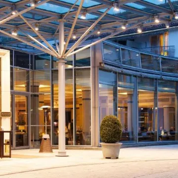 Althoff Seehotel Überfahrt Отели в г. Роттах-Эгерн