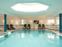 elements Oberstdorf Hotel Christlessee - Pool