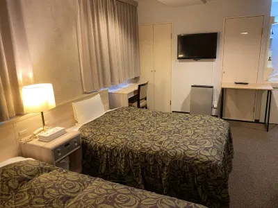 Hotel Sunrise21 Hotel dekat Higashihiroshima City Art Museum