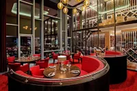 Tivoli Hotel - bar