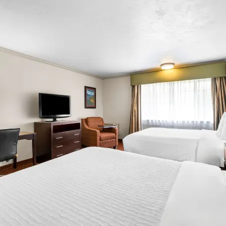 Best Western Plus Parkway Inn