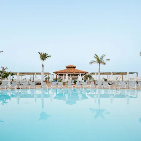 R2 Buganvilla Hotel & Spa