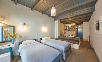 Kerame Studios & Apartments