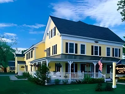 Kearsarge Inn Các khách sạn ở Hale's Location