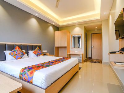 FabHotel JP - Nr Sataragachhi Railway Station