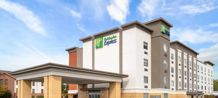 Holiday Inn Express TOLEDO NORTH by IHG Hotels in Lucas County