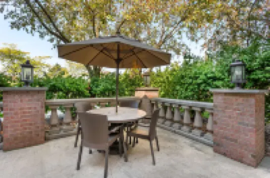 كومفرت إن لافاييت آي 65 فنادق في 