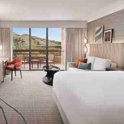 Loews Ventana Canyon Resort Rooms