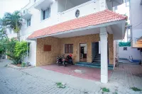 Stayz Inn La-Villa Pallikaranai Hotels near VGP Shanthi Nagar Park