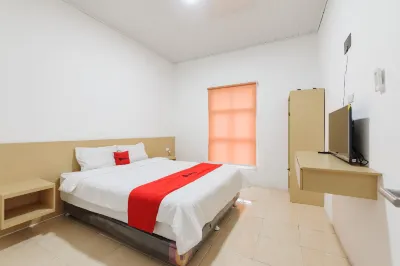 RedDoorz Syariah @ Gedong Air Lampung Hotels near INSOMNIARET 24jam