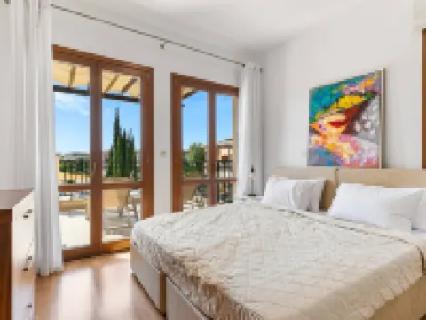 BF12 Adjacent to Aphrodite Hills- Pool View, Large Terrace Hotel di Kouklia