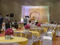 The Grand Neelam - 3 ดาว