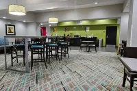 Ramada by Wyndham Burkburnett / Wichita Falls Hotels in Burkburnett