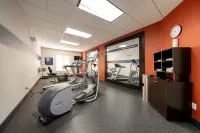 Hampton Inn & Suites Madera فنادق في ماديرا