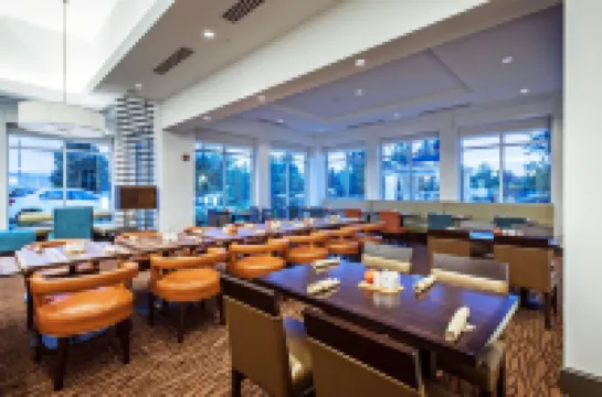 ฮิลตันการ์เด้นอินน์ สนามบินมินนีแอโพลิส มอลล์ออฟอเมริกา โรงแรมในบรูมมิงตัน