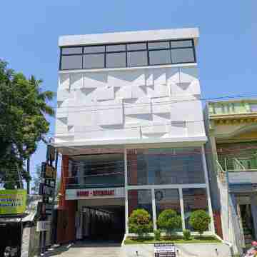 Hotel Vardha Inn Hotel Exterior