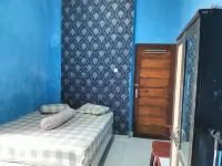 Fabura Soppeng Pondok Maryam Syariah Guest House Hotels in South Maradekaya