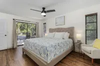 5 Star! Sleeps 9, 4Br/3BA  Home w/ Pool, Spa + Fenced Yard – Near Beaches