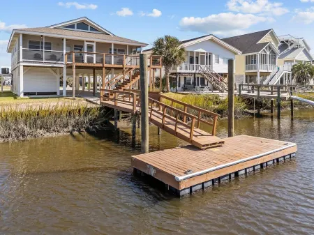 OIB Traditions-Home on the Canal/2King Beds/Dock!