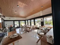 The Hi Ocean Hotels in Khlong Yai