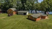 Cabin on Farm Island Lake in Aitkin
