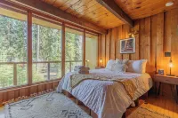 Star-Shaped Midcentury Modern Aurora Retreat + Hot Tub + Game Room