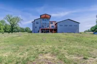 7-Bedroom: Hoops, Pickleball, Movies, Books & Games! Platte County 호텔