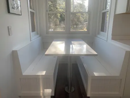 Big Sisu - Newly Remodeled Nordic Hideaway on Silverthorn Lake Отели в г. Ленрут