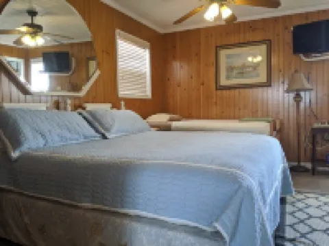 Pelican's View Lodge- Boat Launch- Trailer Parking- Lights for night fishing