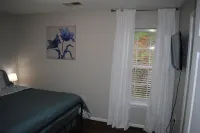 Quit, Cozy, Pet Friendly Condo