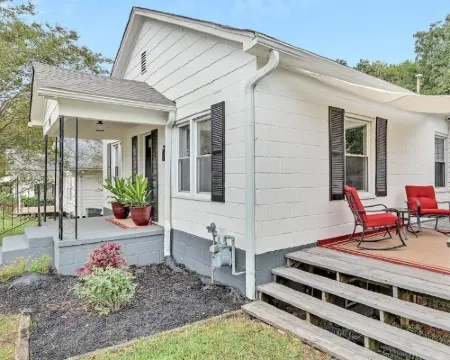 Cozy 2 bedroom home near downtown Gaffney. Hoteles en Gaffney