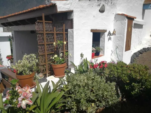 Nice country house with terrace, sea and mountains views