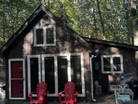 Rising Fawn Barn Guesthouse in the Woods on Lookout Mountain GA. デイドのホテル