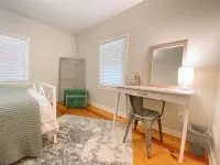 PRIVATE Cleveland St. Cottage~Walk Folsom Village